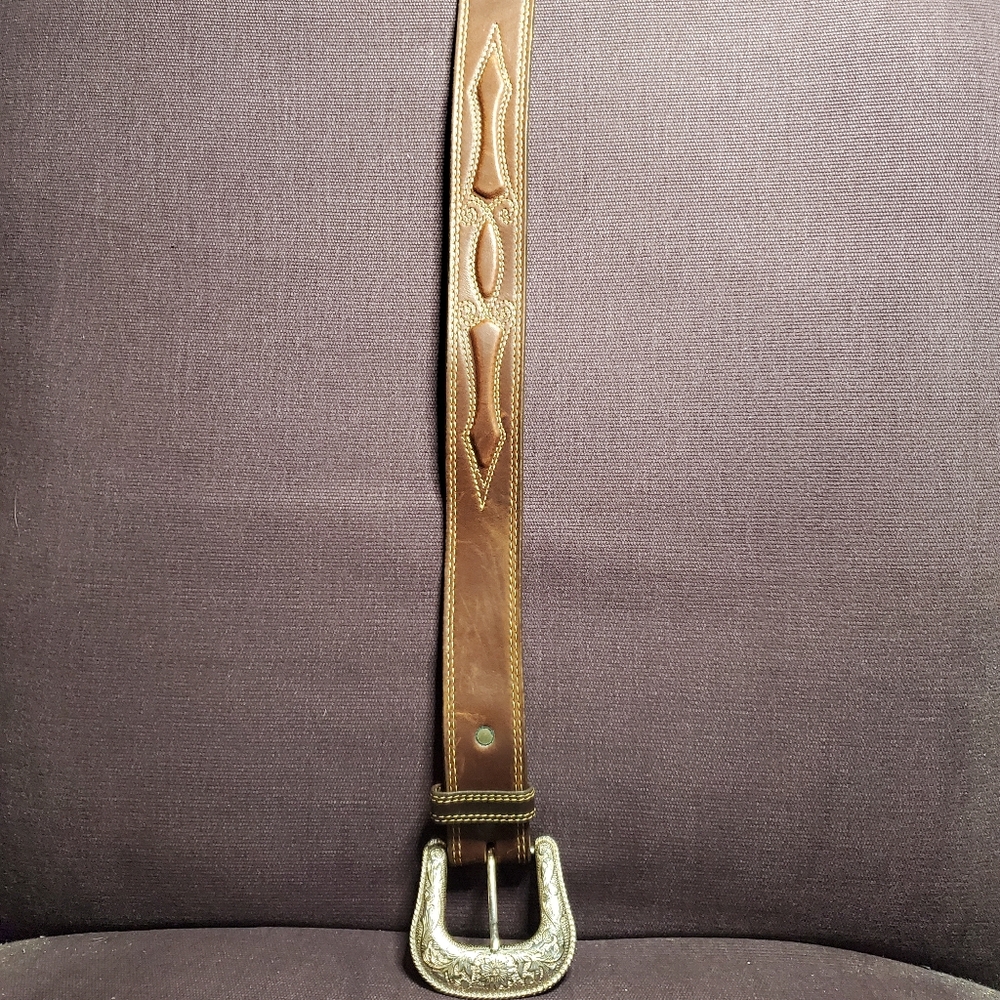 Silver Creek Collection Brown Leather Belt w/ Silver Engraved Western Buckle